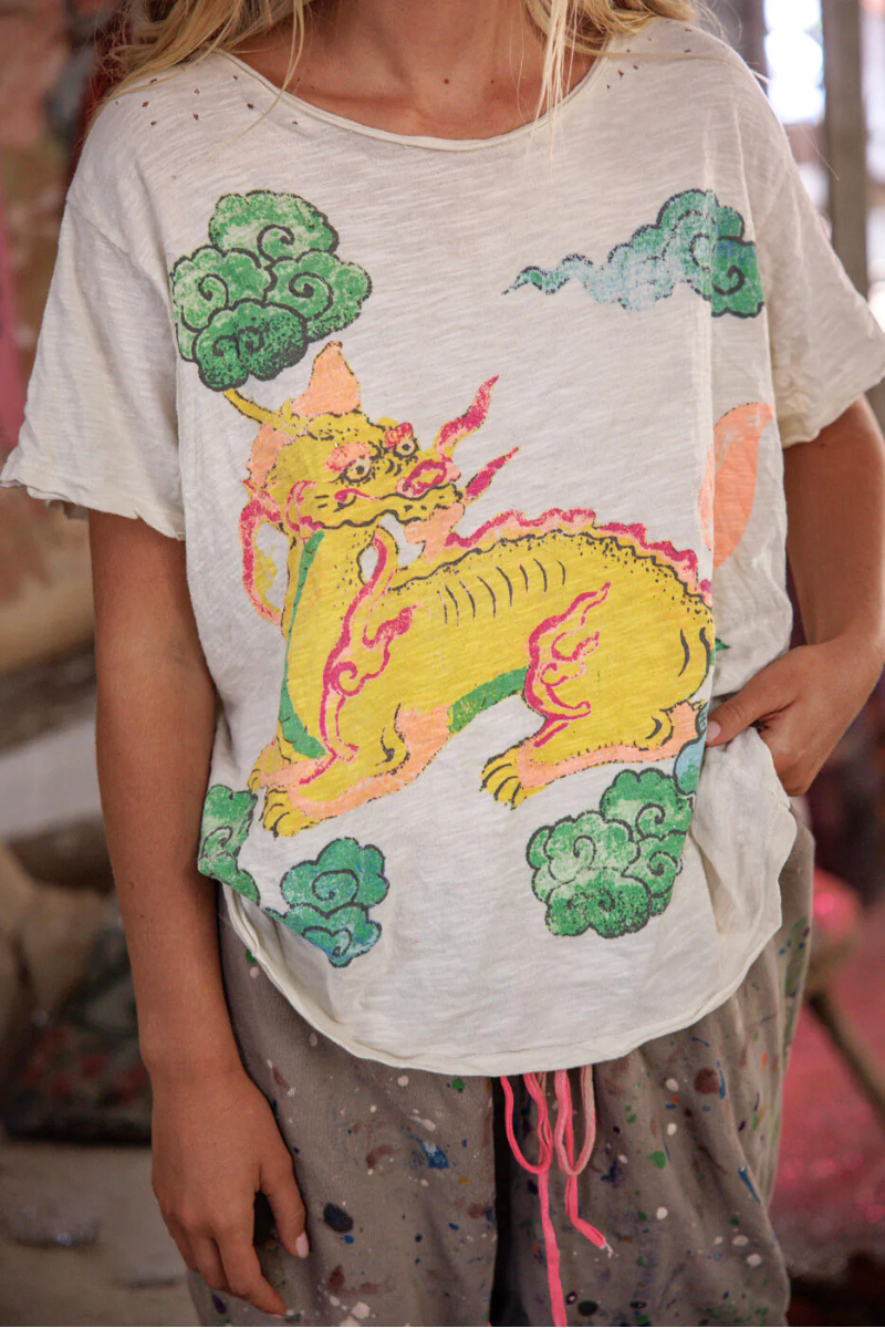 Magnolia Pearl Top 2664 Yeats Magic Dragon T