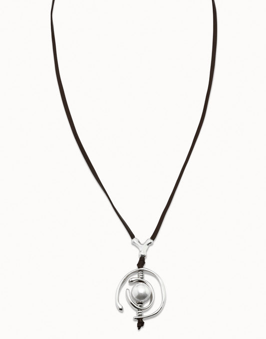 Sterling silver-plated leather necklace with pearl